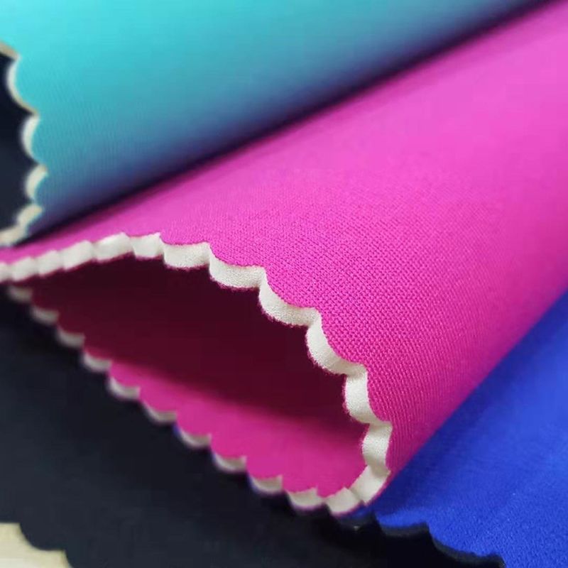 0.5 มิลลิเมตร Shore A ยาง Neoprene สเปนเด็กซ์ เนื้อผ้า กันน้ํา สําหรับผ้า / กระเป๋า เนื้อผ้า ultra-thin, เนื้อผ้ายืดหยุ่น, กันน้ําและความร้อน-หุ้มกัน, เนื้อผ้ากลางแจ้ง